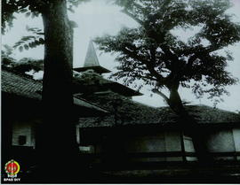 Gereja Pugeran tampak dari samping