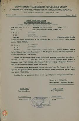 Berita Acara Serah Terima Transmigran dan Barang Bawaan pada tanggal 26 Mei 1993 Sebanyak 3 Kepal...