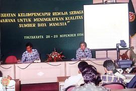 Penyampaian materi oleh salah satu Pembina Kelompencapir setelah selesai pembukaan.