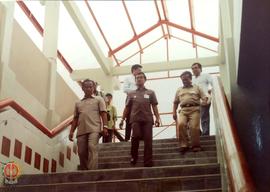 Walikota Yogyakarta, R .Widagdo bersama Asisten Ekonomi dan Pembangunan DIY, Drs. Samirin menurun...
