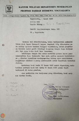 Surat dari Kepala Bidang Hubungan Penerangan Masyarakat a.n. Kepala Kantor Wilayah Departemen Pen...